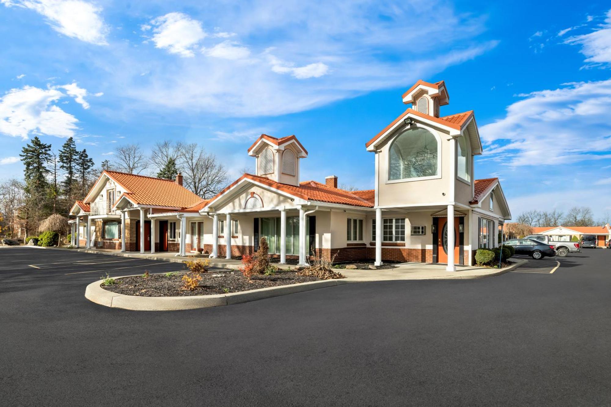 Hotel Village Haven & Extended *