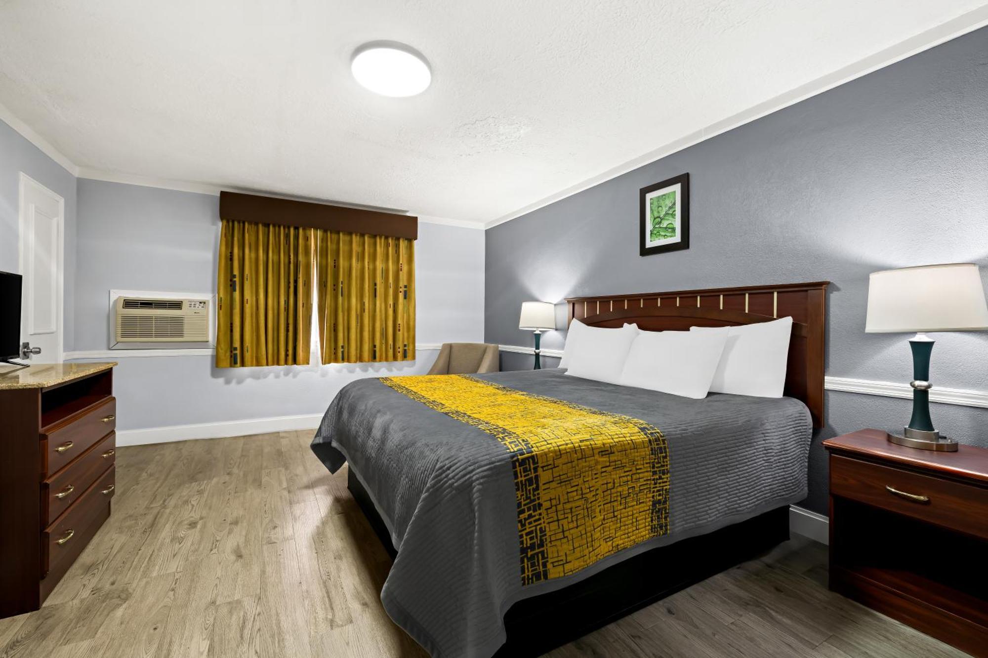 Village Haven & Extended Hotel Clarence