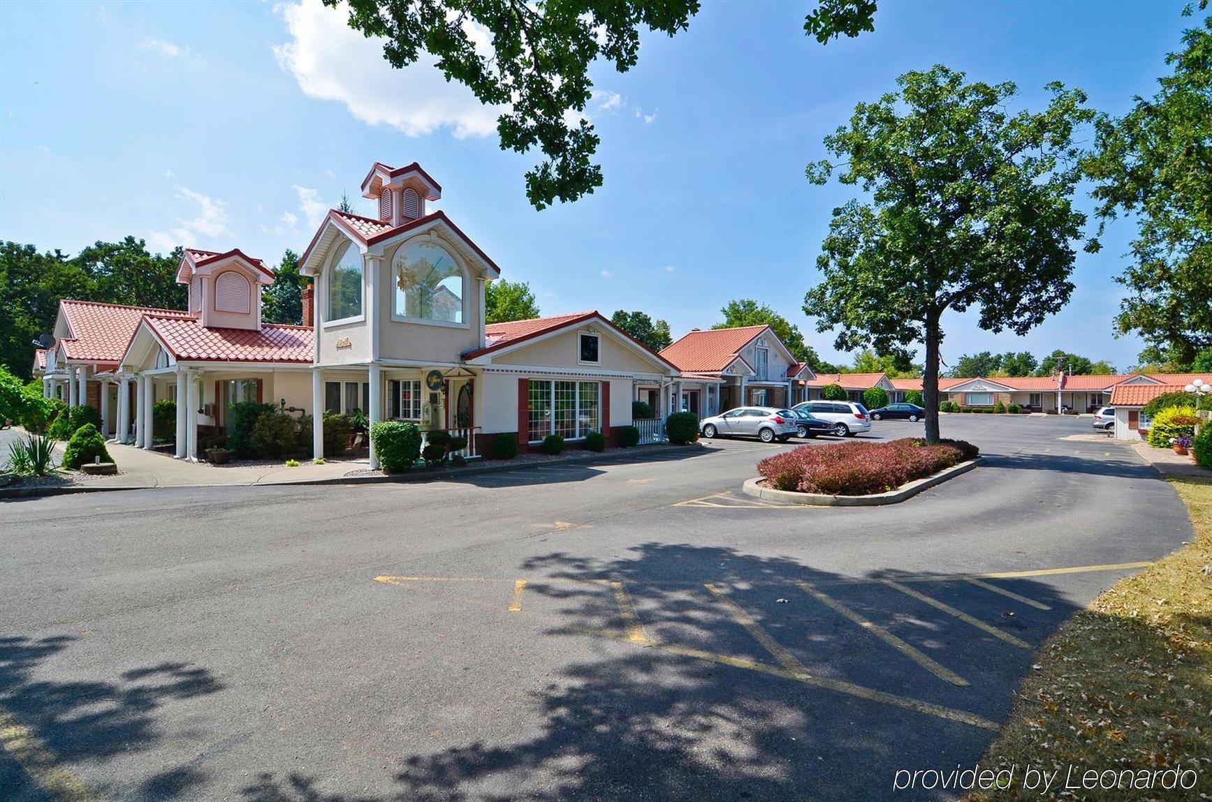 Village Haven & Extended Hotel *