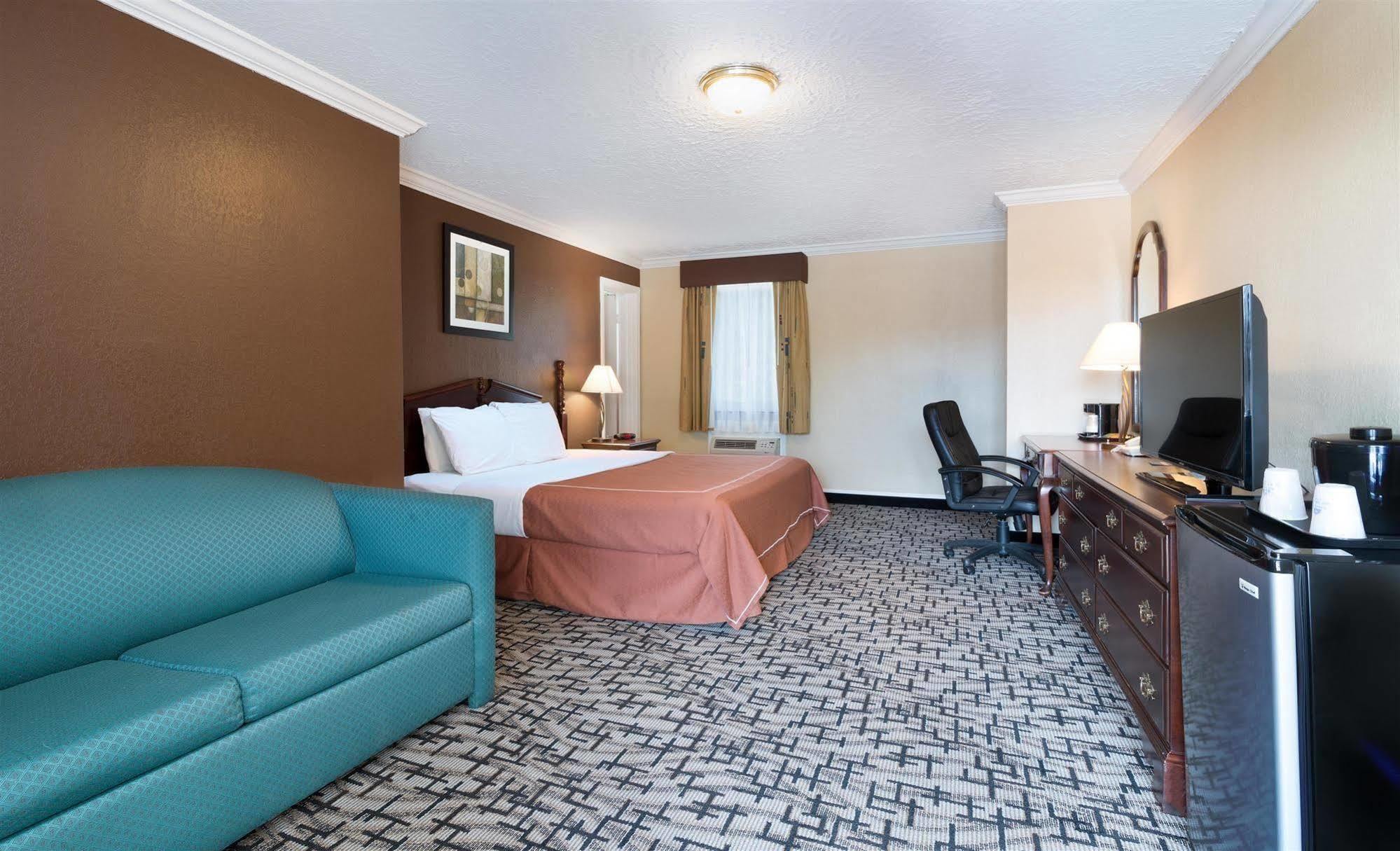 Village Haven & Extended Hotel *