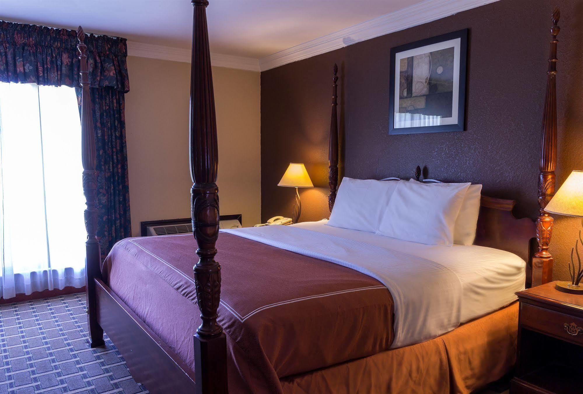 Village Haven & Extended Hotel *