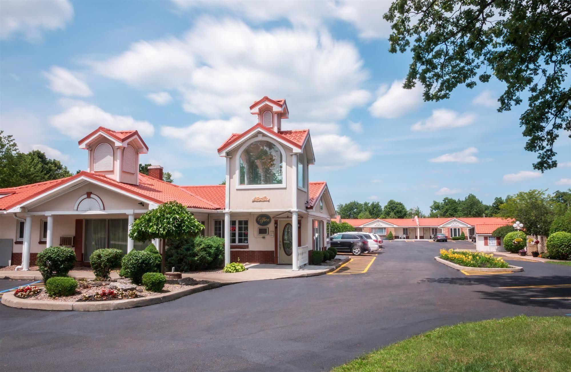 Hotel Village Haven & Extended Clarence
